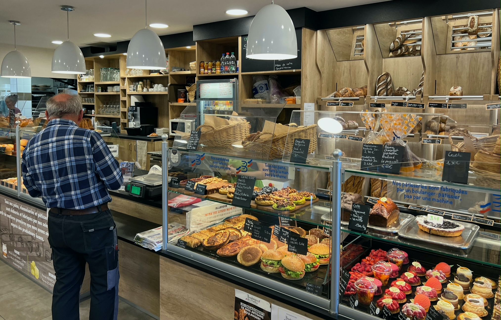 shop-inside