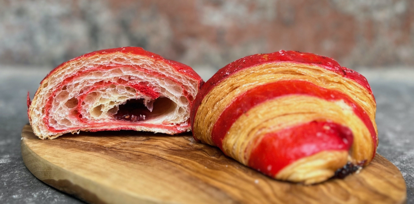 croissant-framboise-inside croissant-framboise-inside