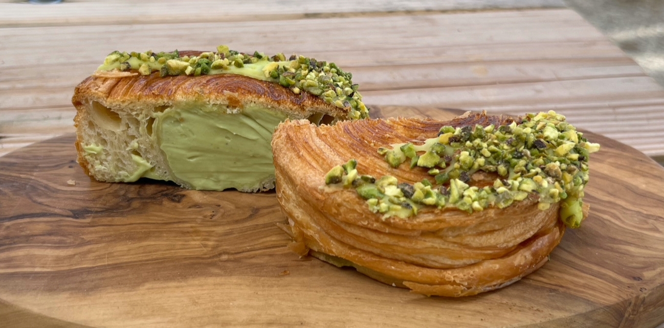 vinoisserie-pistachio-inside