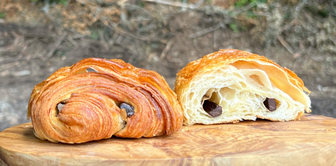 pain-au-chocolat-inside-2 pain-au-chocolat-inside-2